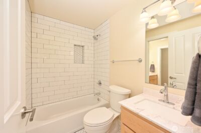 301 W Raye Street #106, Seattle, WA 98119 - Photo 20
