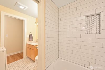 301 W Raye Street #106, Seattle, WA 98119 - Photo 21