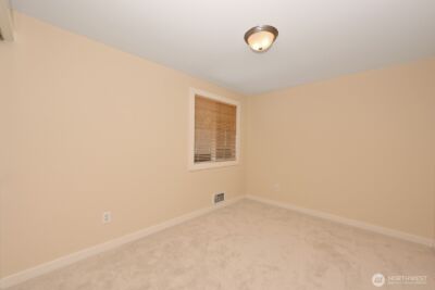 301 W Raye Street #106, Seattle, WA 98119 - Photo 25