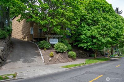 301 W Raye Street #106, Seattle, WA 98119 - Photo 30
