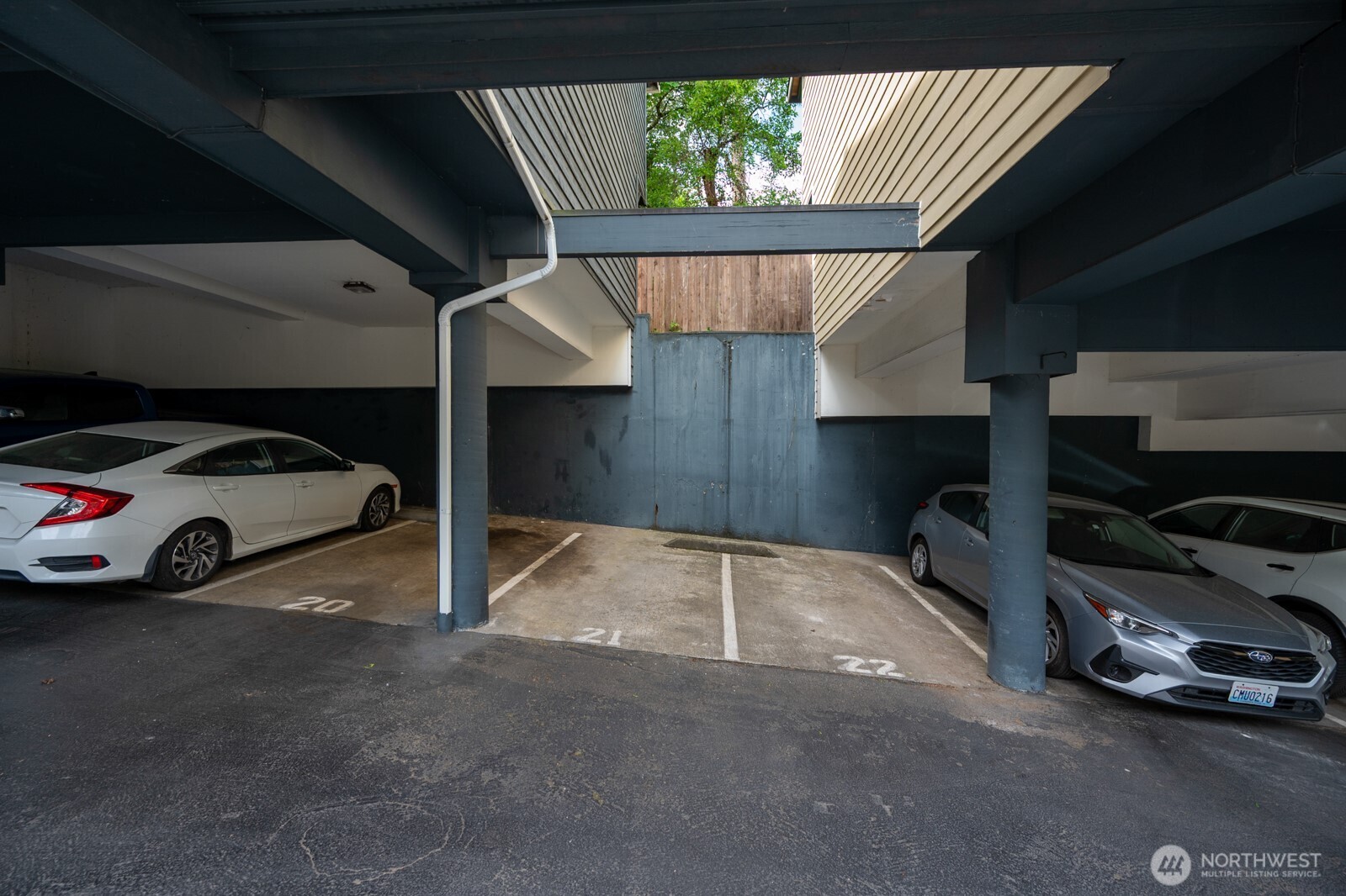 301 W Raye Street #106, Seattle, WA 98119
