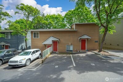 301 W Raye Street #106, Seattle, WA 98119 - Photo 33