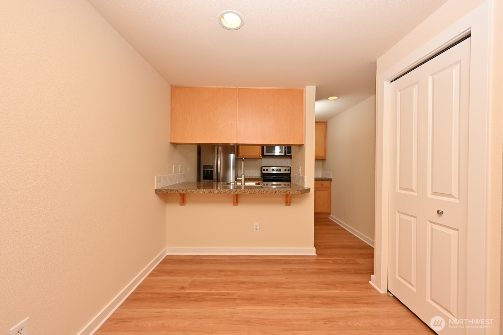 301 W Raye Street #106, Seattle, WA 98119