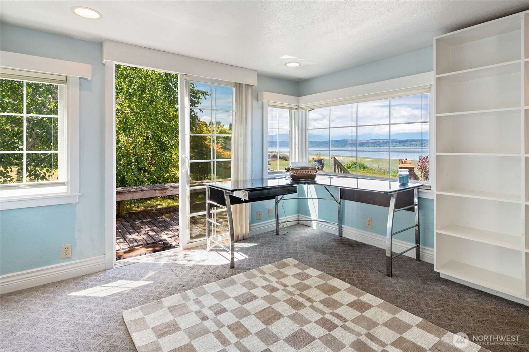 29631 Beach Drive NE, Poulsbo, WA 98370