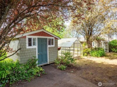 29631 Beach Drive NE, Poulsbo, WA 98370 - Photo 24