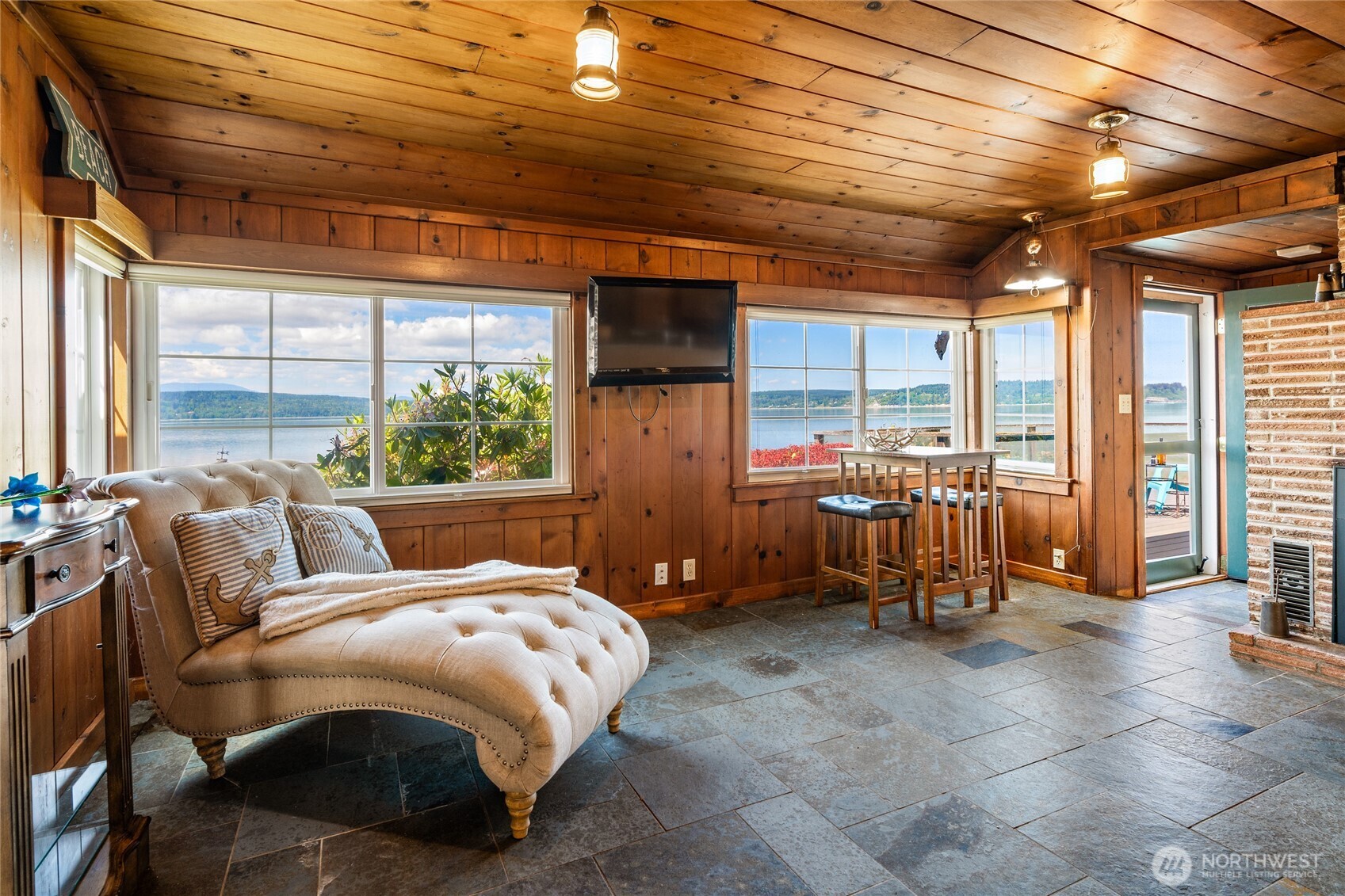 29631 Beach Drive NE, Poulsbo, WA 98370
