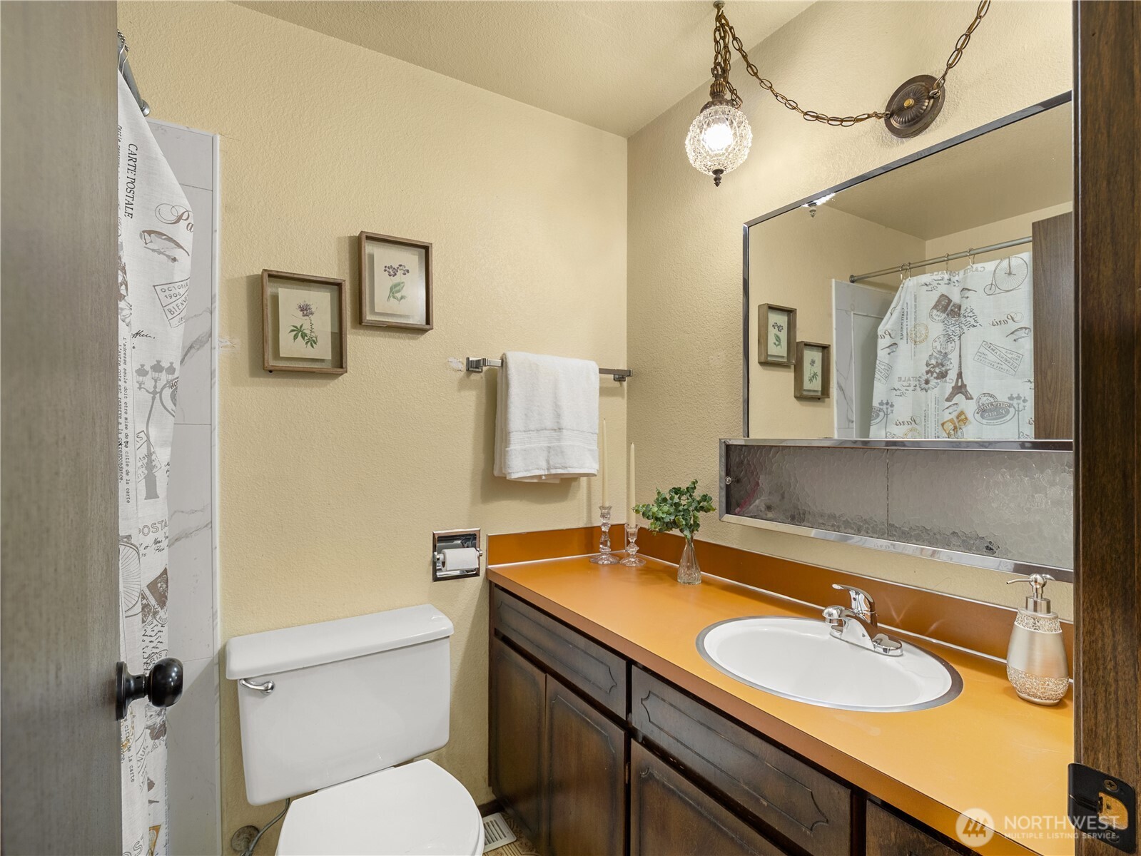 4915 N 37th Street , Tacoma, WA 98407