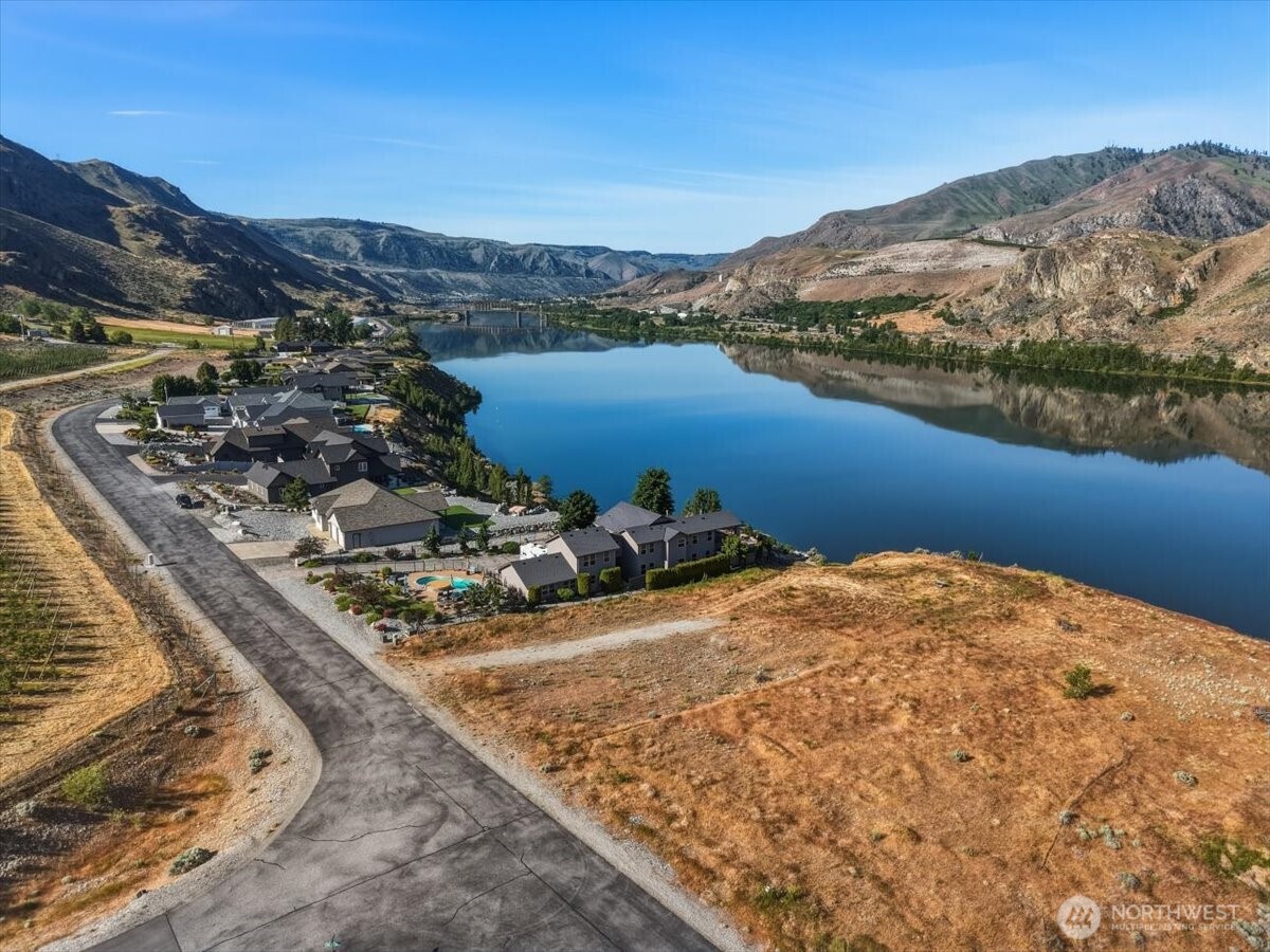 33 S Shore Drive , Orondo, WA 98843