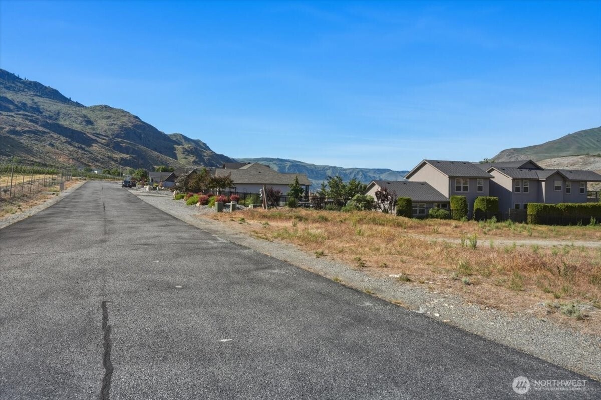 33 S Shore Drive , Orondo, WA 98843