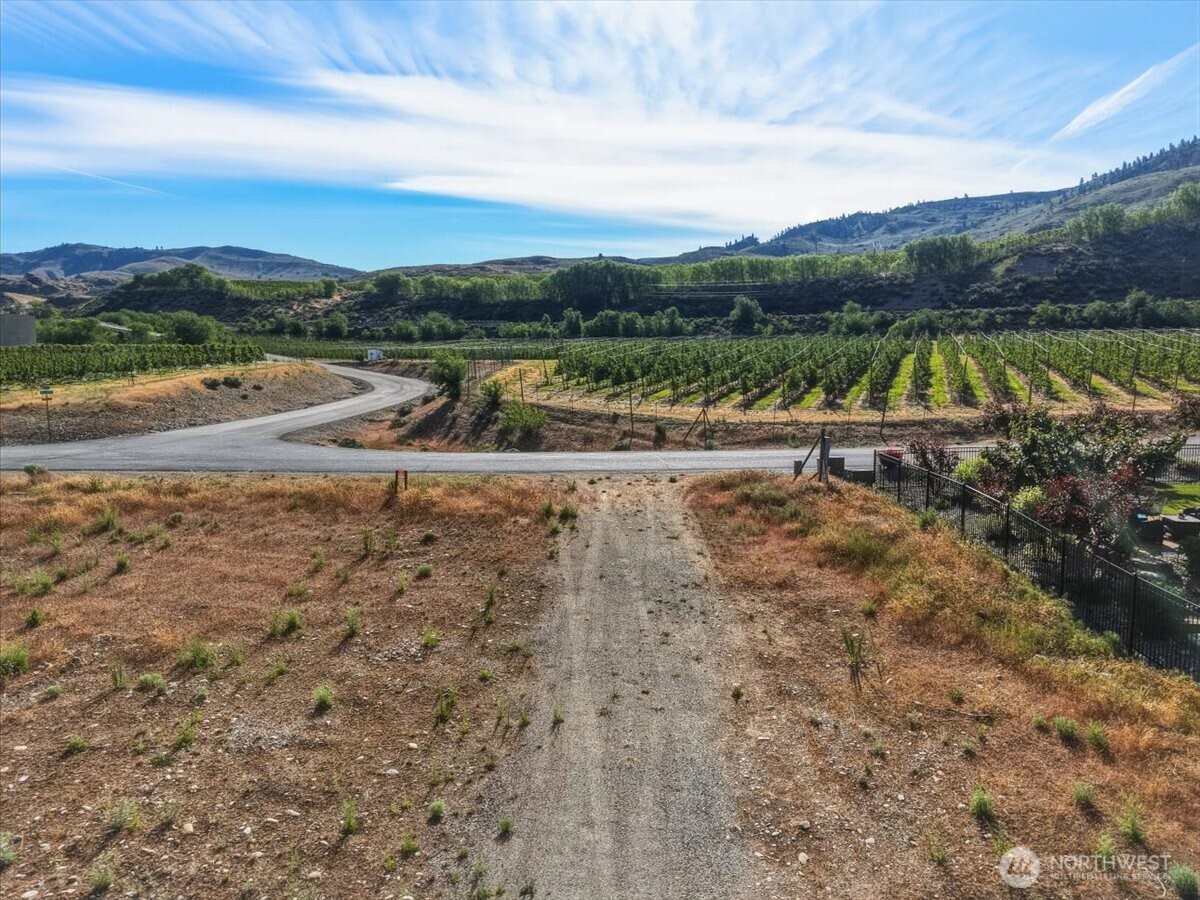 33 S Shore Drive , Orondo, WA 98843