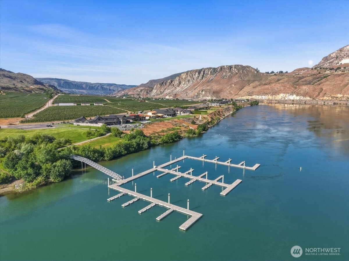 33 S Shore Drive , Orondo, WA 98843