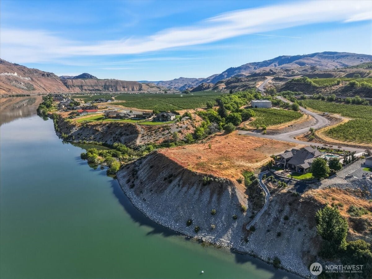 33 S Shore Drive , Orondo, WA 98843