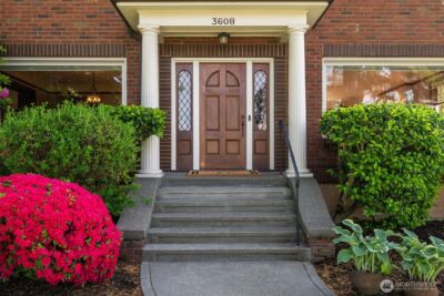 3608 43rd Avenue NE, Seattle, WA 98105 - Photo 2