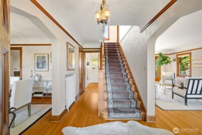 3608 43rd Avenue NE, Seattle, WA 98105 - Photo 3