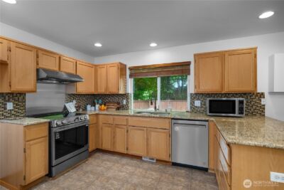 3335 68th Avenue SW, Tumwater, WA 98512 - Photo 7