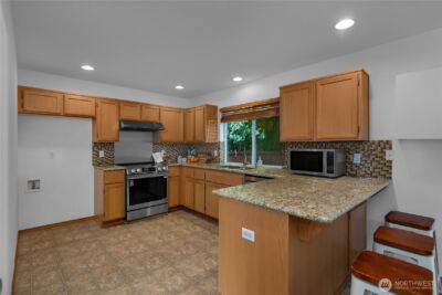 3335 68th Avenue SW, Tumwater, WA 98512 - Photo 8