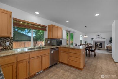 3335 68th Avenue SW, Tumwater, WA 98512 - Photo 9