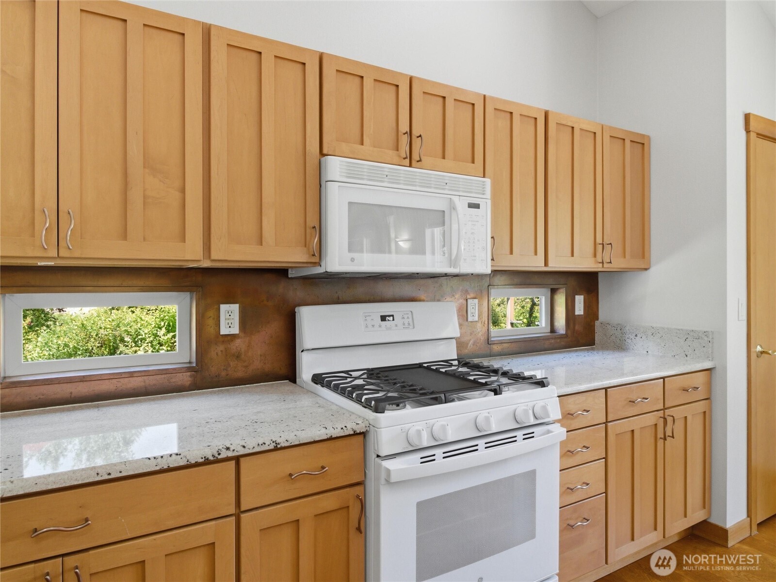 5018 Pleasant Glade Road NE, Olympia, WA 98516