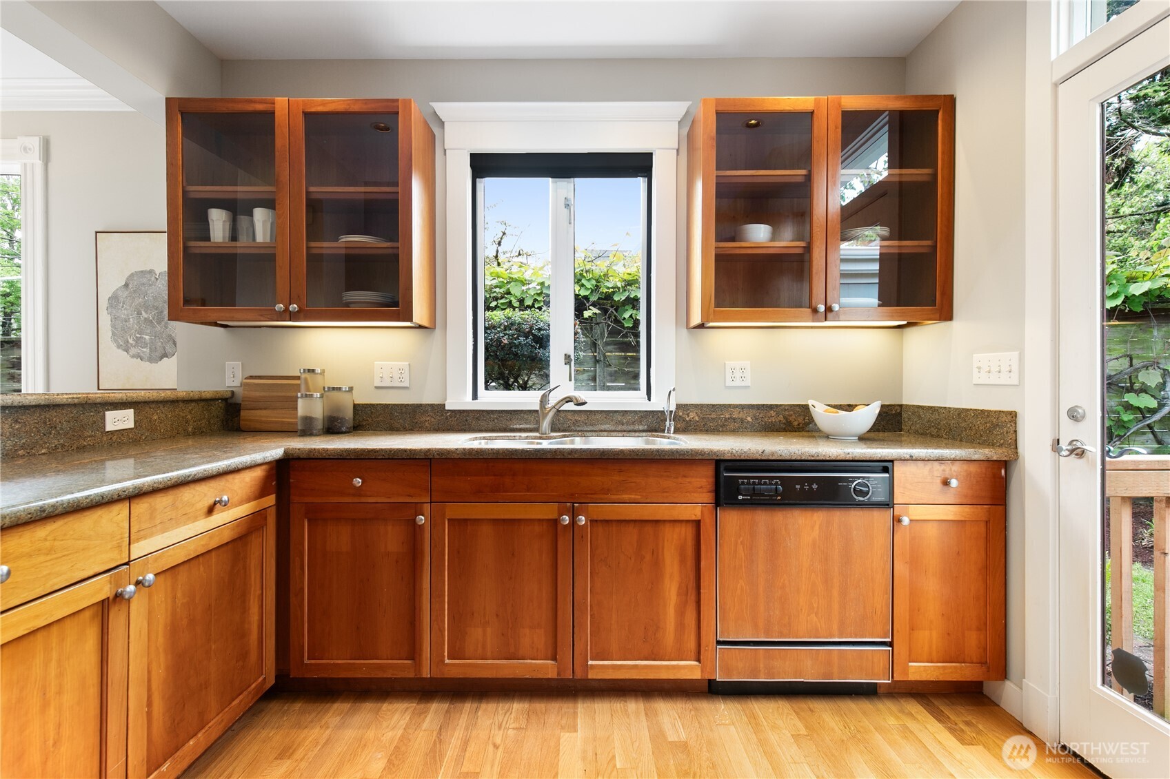 2202 E John Street , Seattle, WA 98112-5334