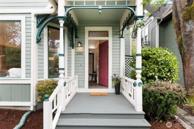 2202 E John Street , Seattle, WA 98112-5334 - Photo 2