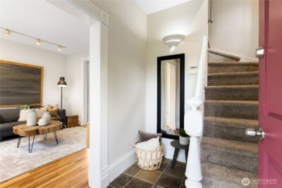 2202 E John Street , Seattle, WA 98112-5334 - Photo 3