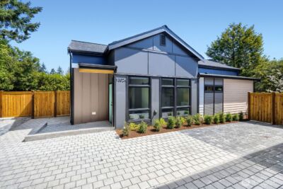 13024 Corliss Avenue N, Seattle, WA 98133 - Photo 1