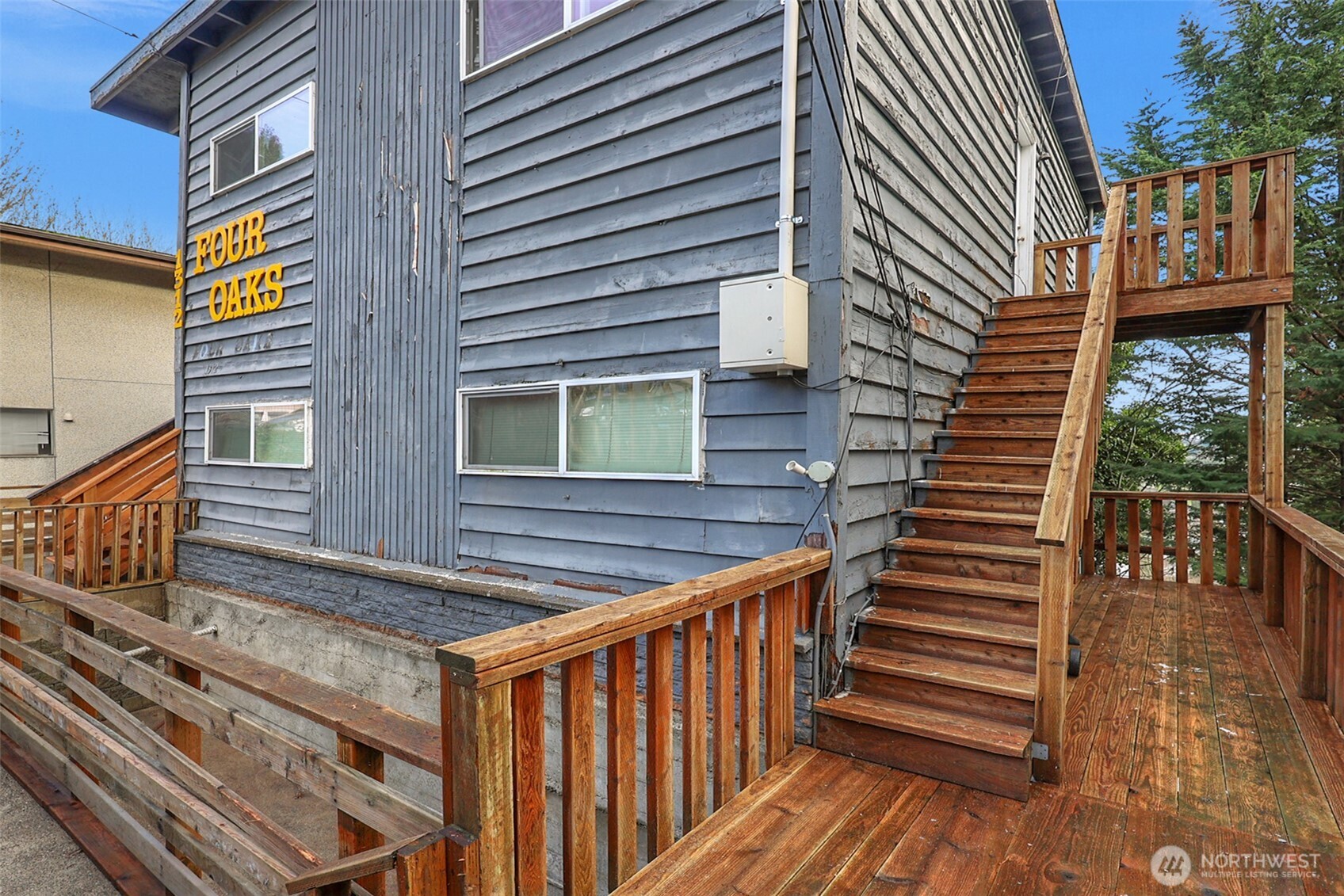 1312 15th Avenue S, Seattle, WA 98144-3427
