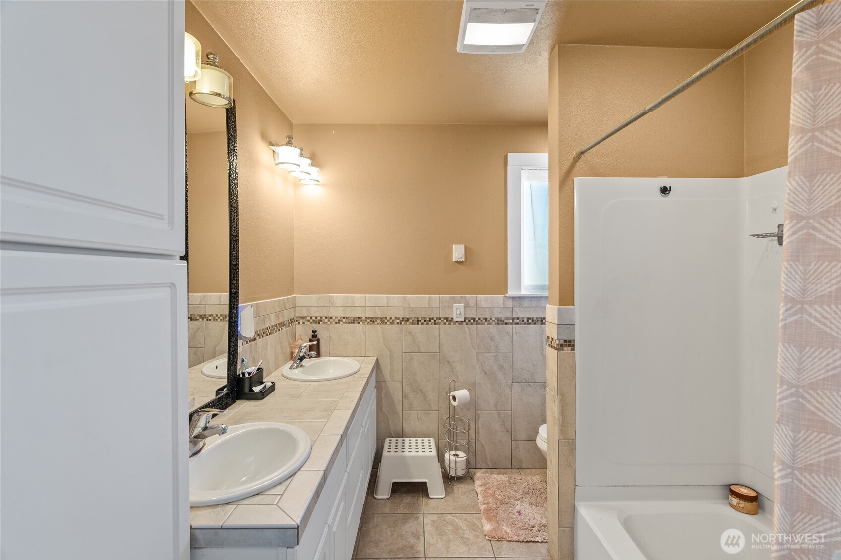 1008 W Wishkah Street , Aberdeen, WA 98520
