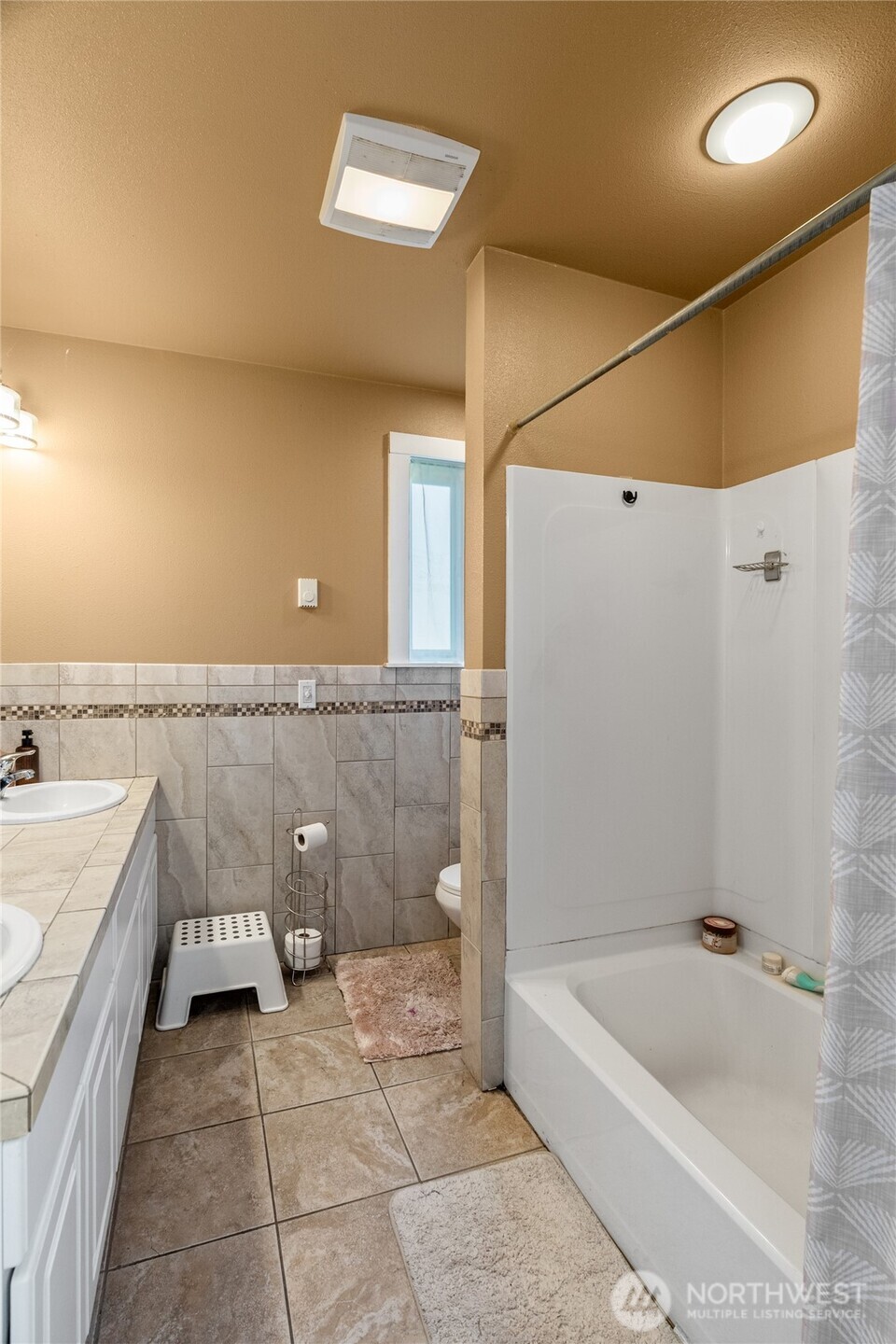 1008 W Wishkah Street , Aberdeen, WA 98520