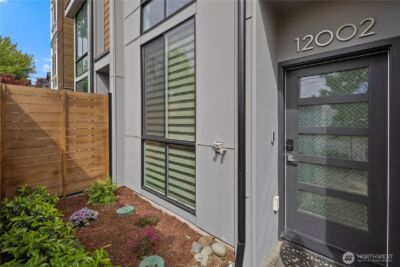 12002 31st Avenue NE, Seattle, WA 98125 - Photo 30