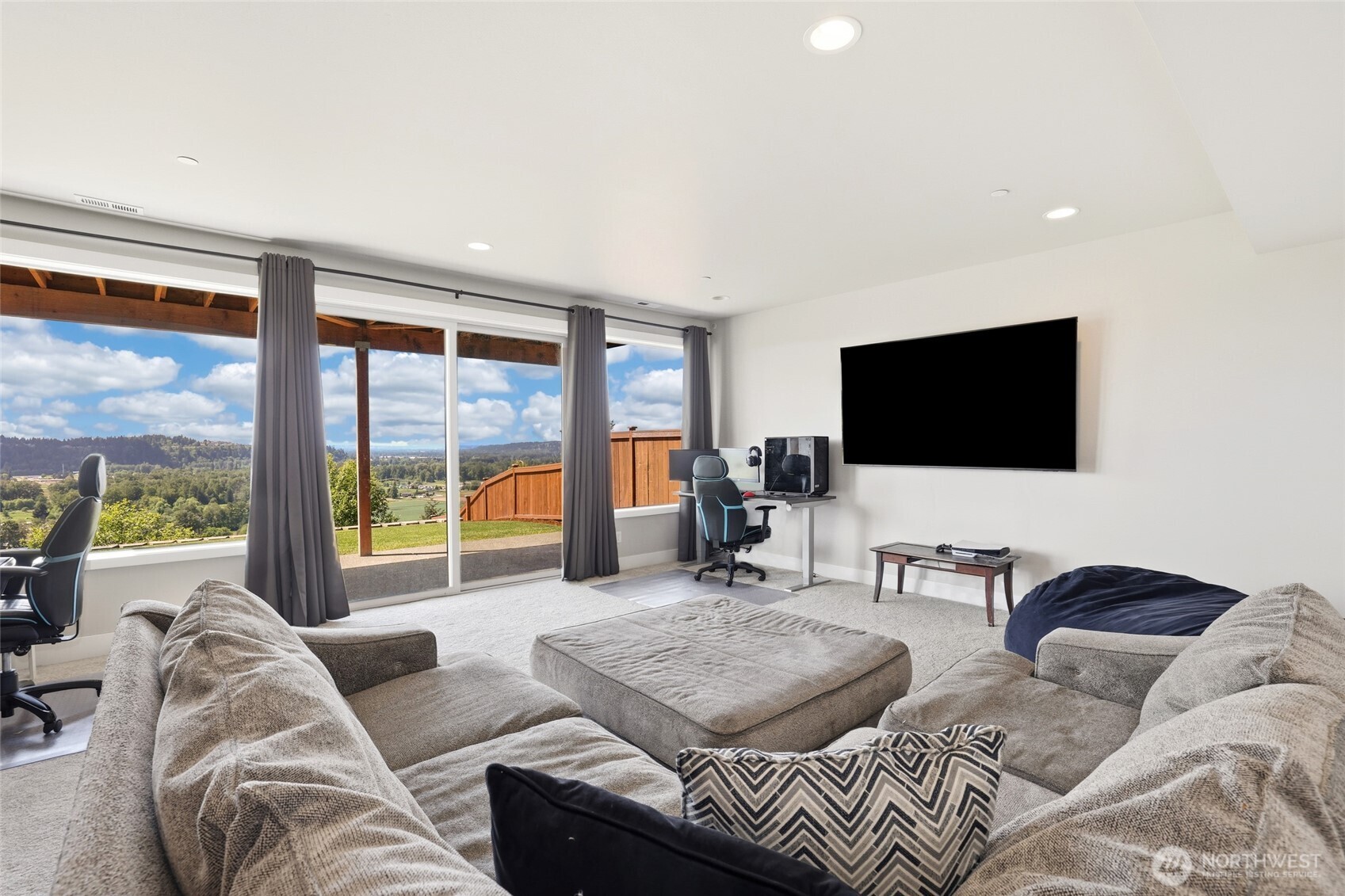 10105 174th Avenue E, Bonney Lake, WA 98391