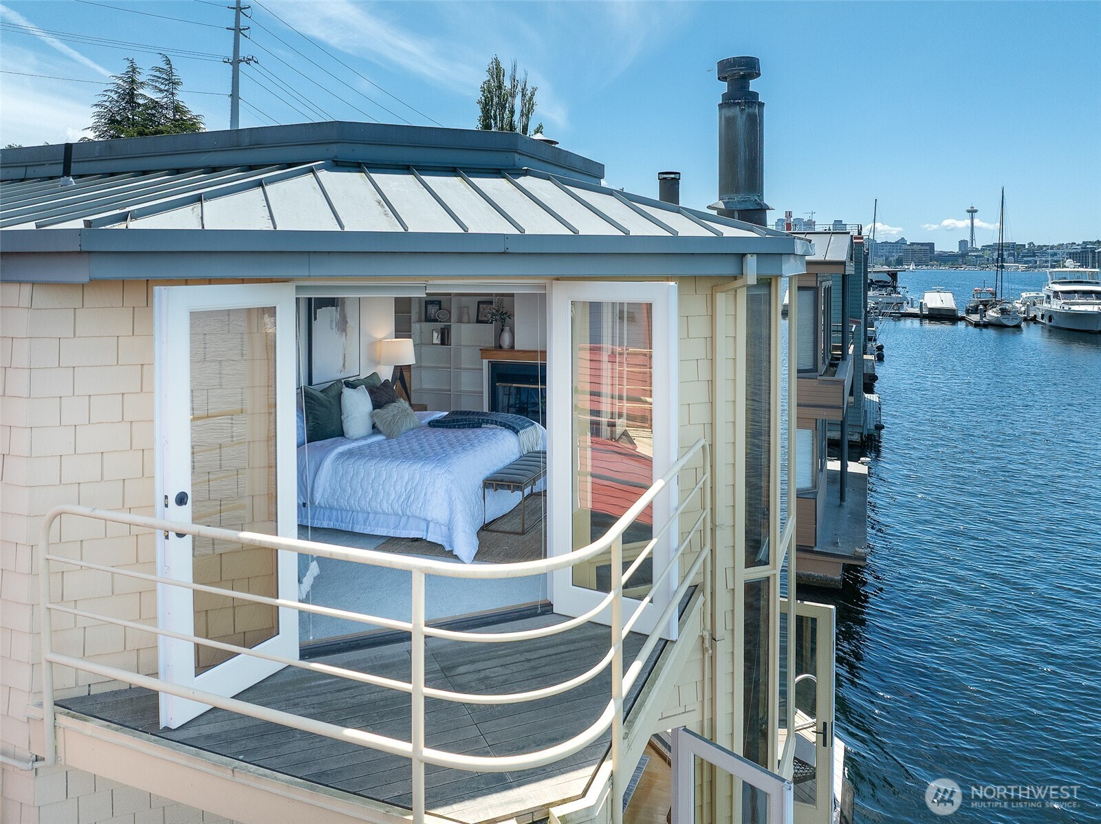 10 E Roanoke Street #8, Seattle, WA 98102
