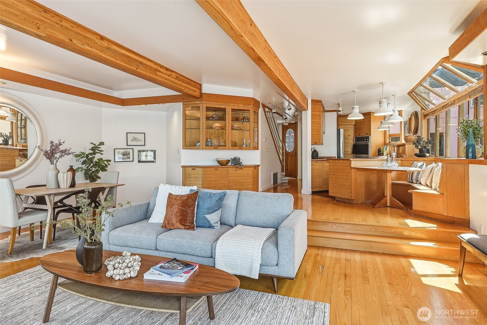 10 E Roanoke Street #8, Seattle, WA 98102