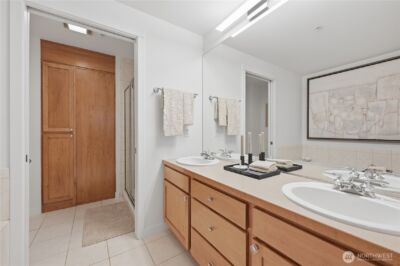2607 Western Avenue #403, Seattle, WA 98121 - Photo 17
