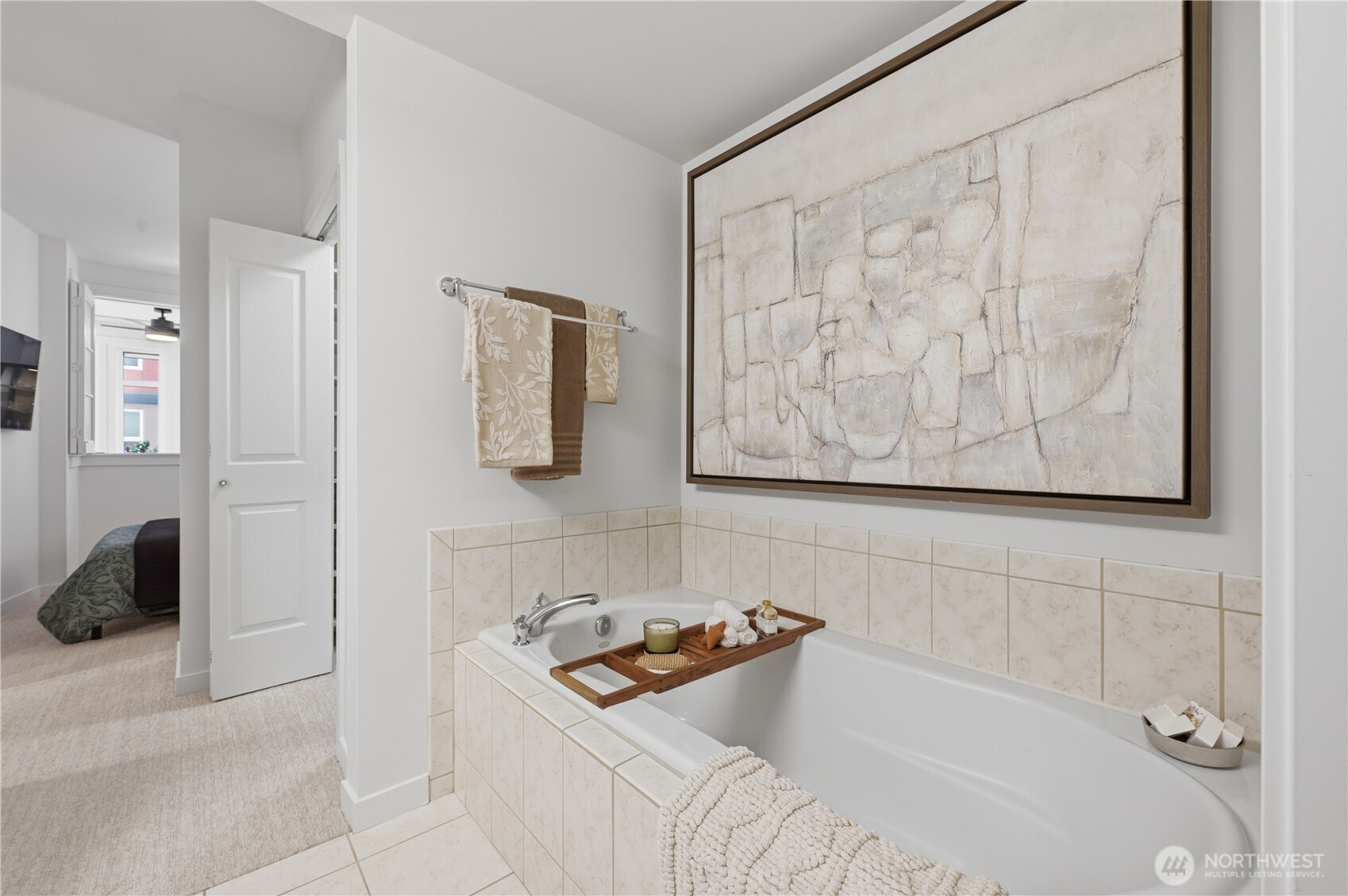 2607 Western Avenue #403, Seattle, WA 98121