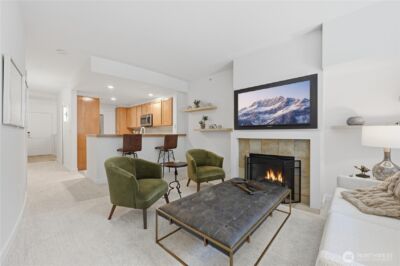 2607 Western Avenue #403, Seattle, WA 98121 - Photo 4
