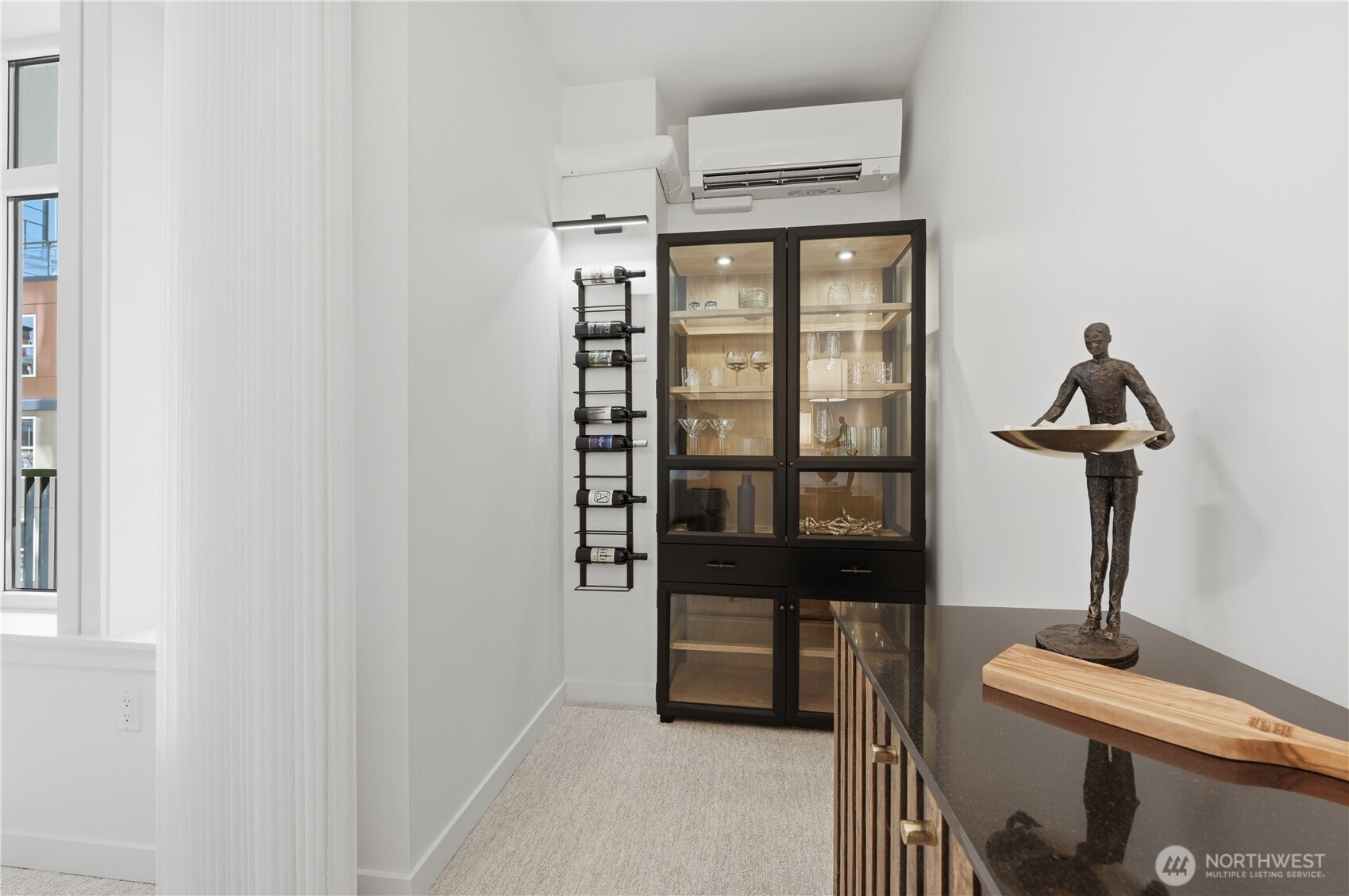 2607 Western Avenue #403, Seattle, WA 98121
