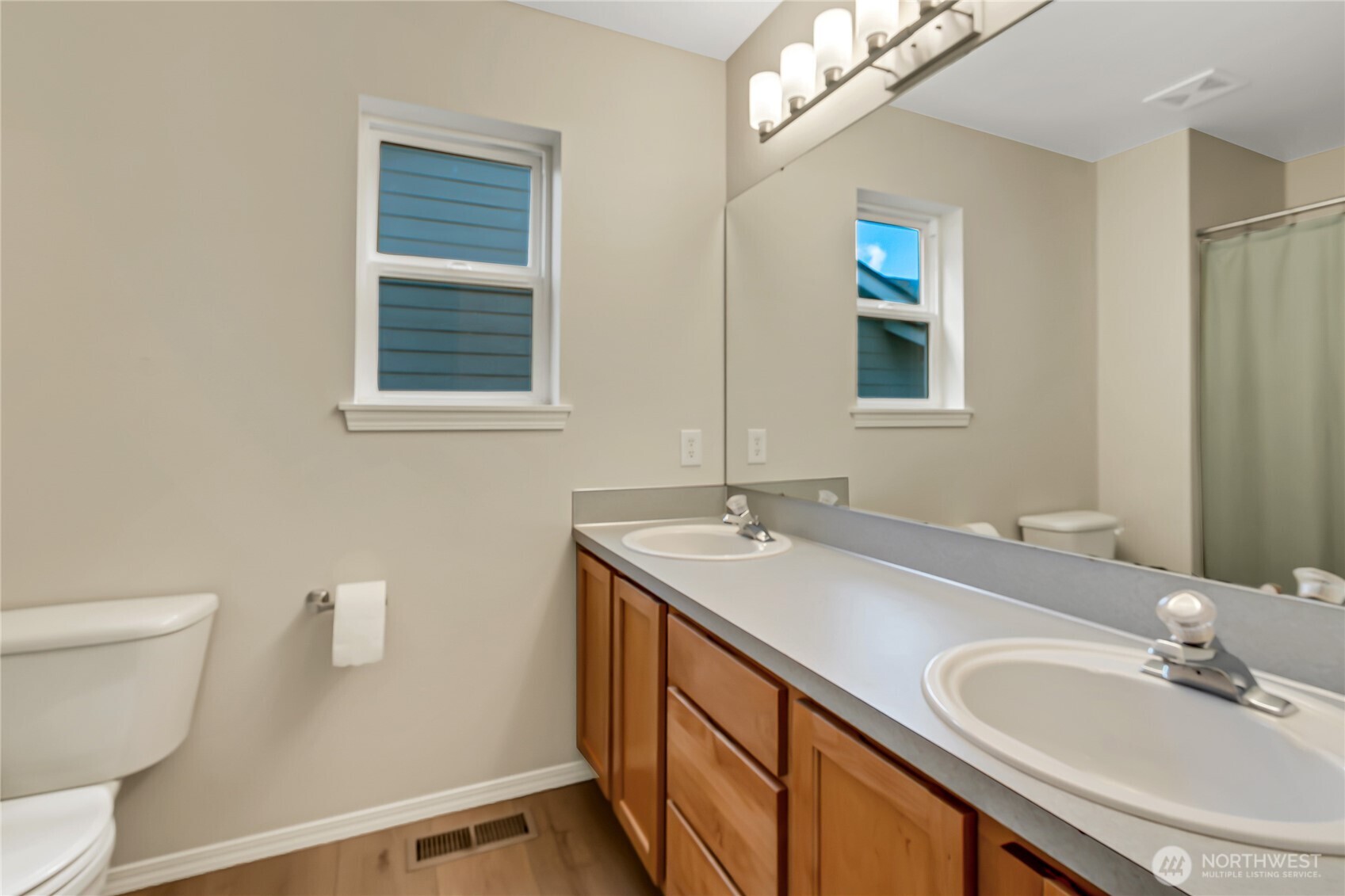 16814 128th Avenue E, Puyallup, WA 98374