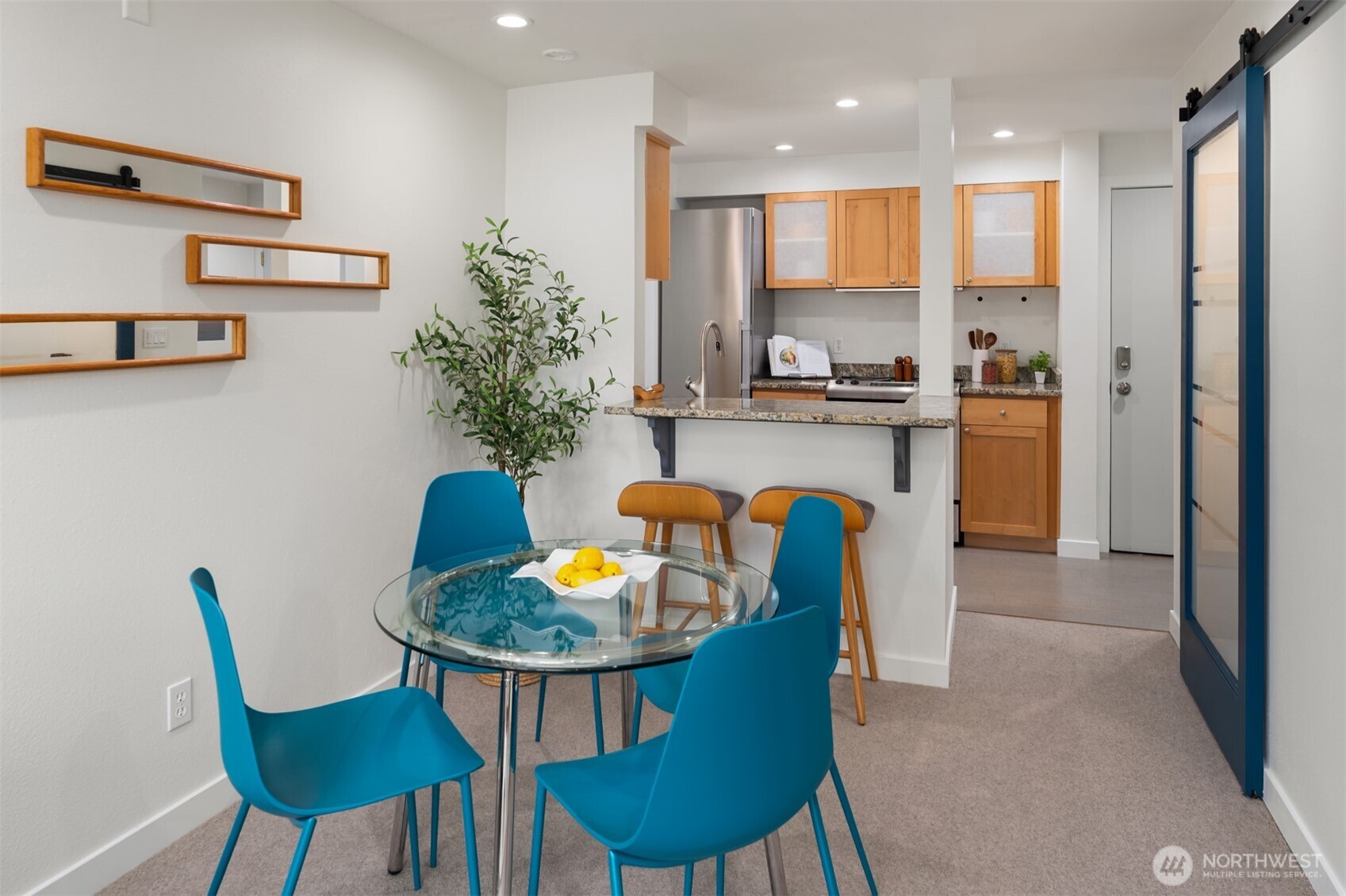 7600 Greenwood Avenue N #303, Seattle, WA 98103