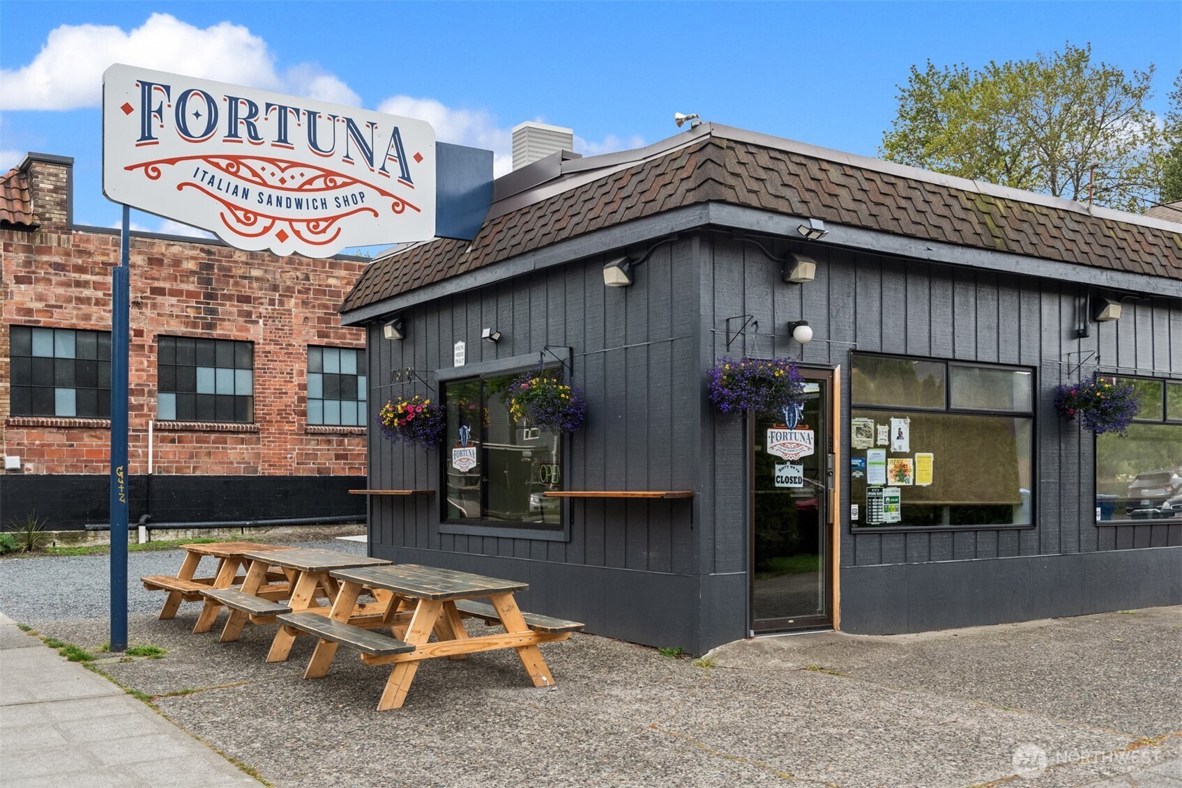 7600 Greenwood Avenue N #303, Seattle, WA 98103