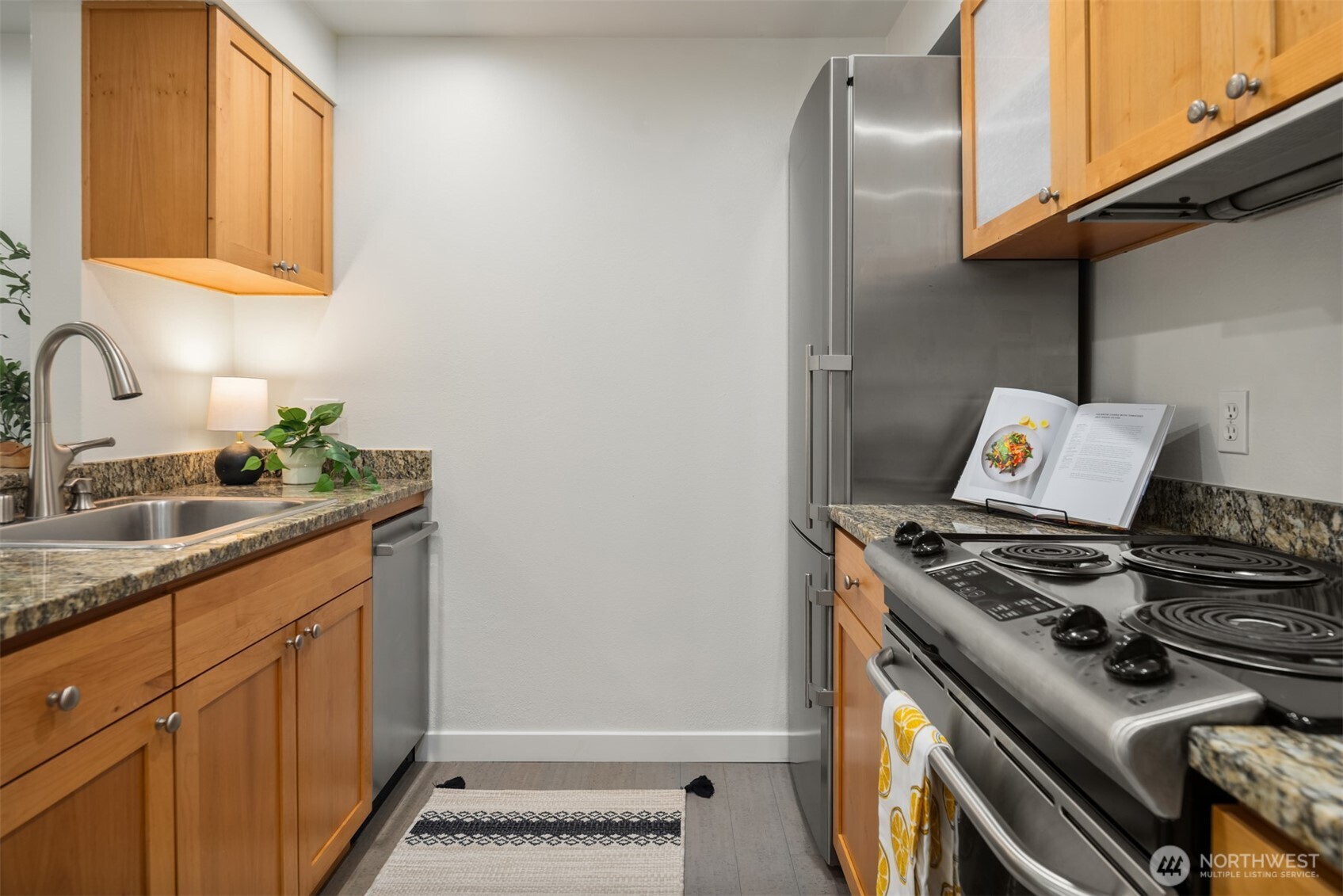 7600 Greenwood Avenue N #303, Seattle, WA 98103