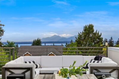 12002 Greenwood Avenue N, Seattle, WA 98133 - Photo 25