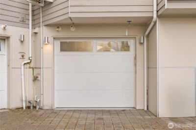 12002 Greenwood Avenue N, Seattle, WA 98133 - Photo 31