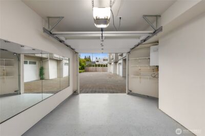 12002 Greenwood Avenue N, Seattle, WA 98133 - Photo 33