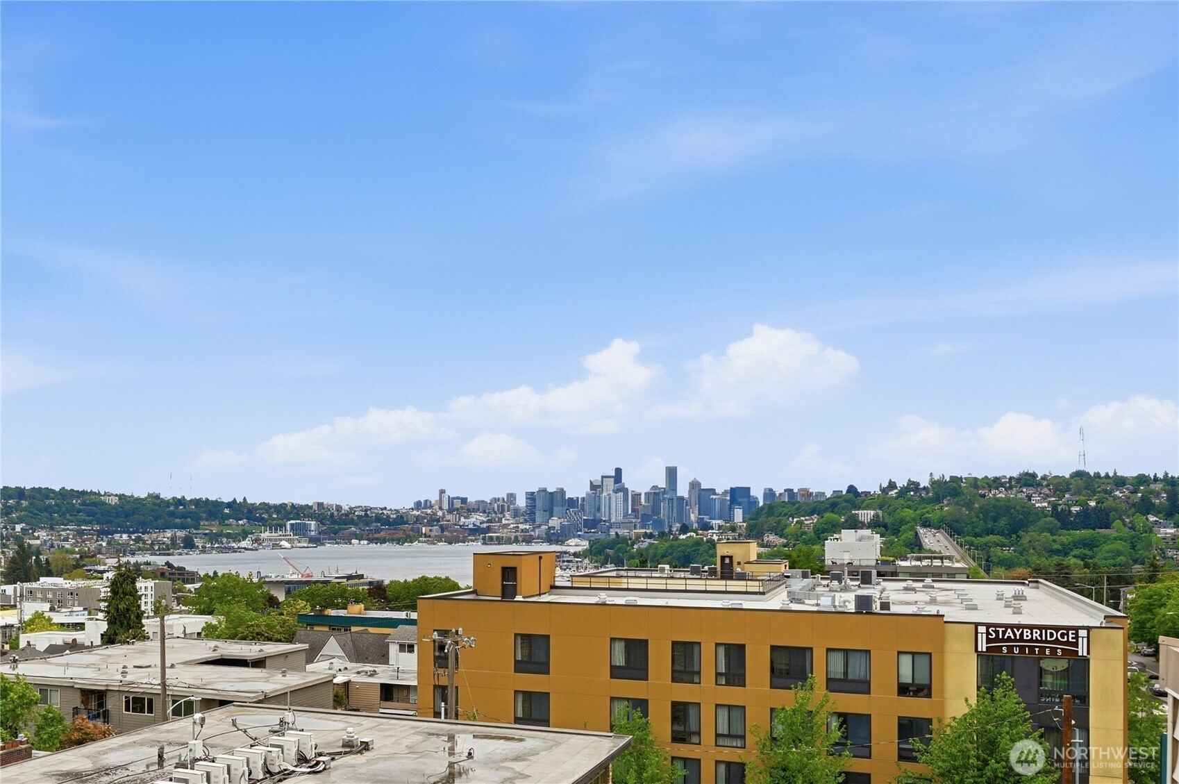4020 Aurora Avenue N #304, Seattle, WA 98103