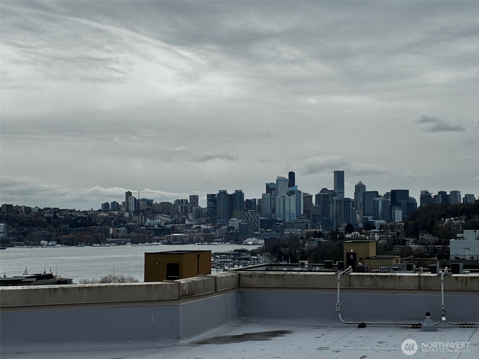 4020 Aurora Avenue N #304, Seattle, WA 98103