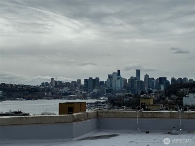 4020 Aurora Avenue N #304, Seattle, WA 98103 - Photo 23
