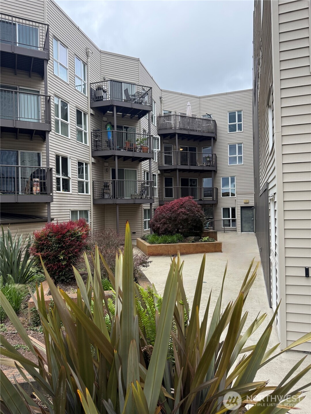 4020 Aurora Avenue N #304, Seattle, WA 98103