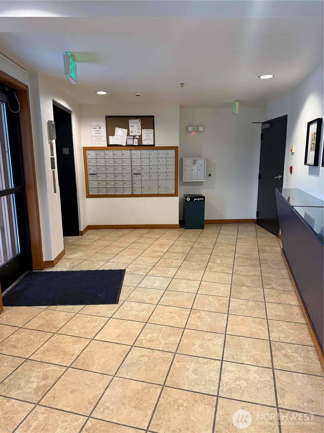 4020 Aurora Avenue N #304, Seattle, WA 98103