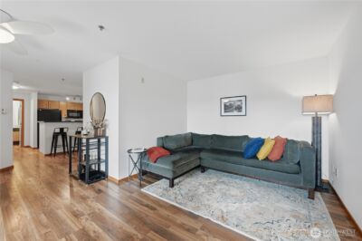 4020 Aurora Avenue N #304, Seattle, WA 98103 - Photo 10